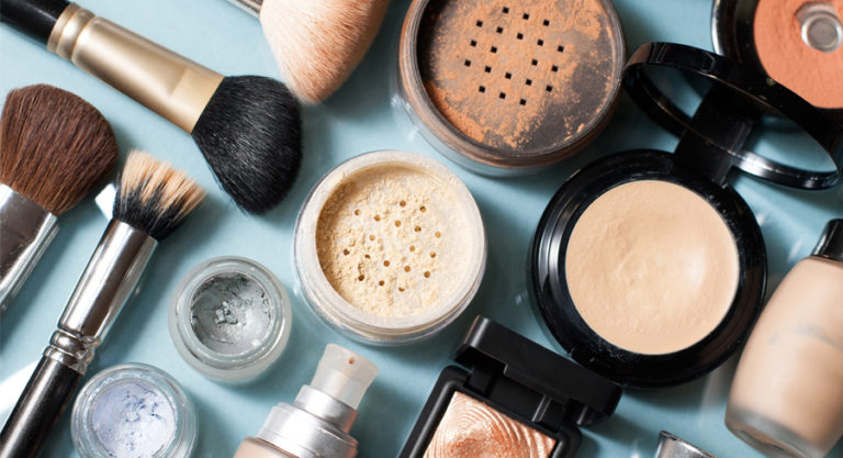 Which Foundation Is Best For Your Skin Type?